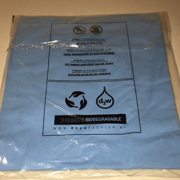 Basic By Yest Yemi Light Blue V-Neck T-Shirt Size 10 New with Tags - Picture 15 of 15